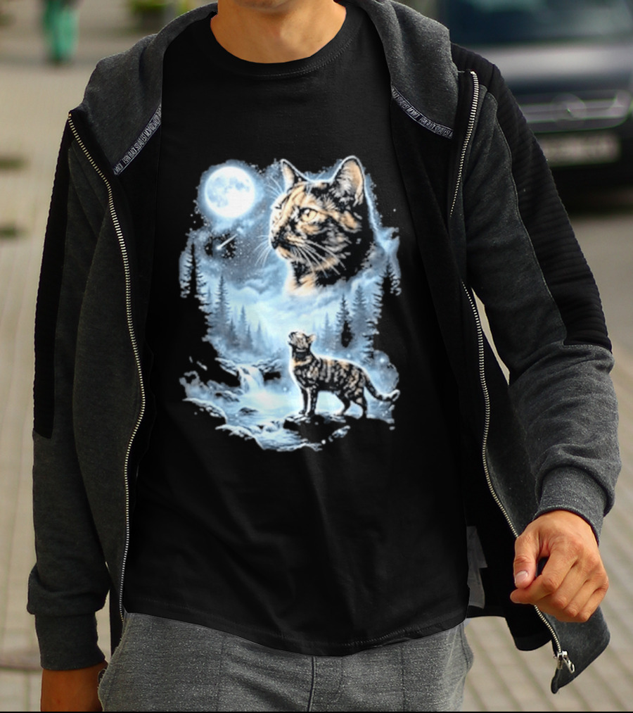Tabby Cat Howling To The Moon Halloween Forest Scene T-Shirt