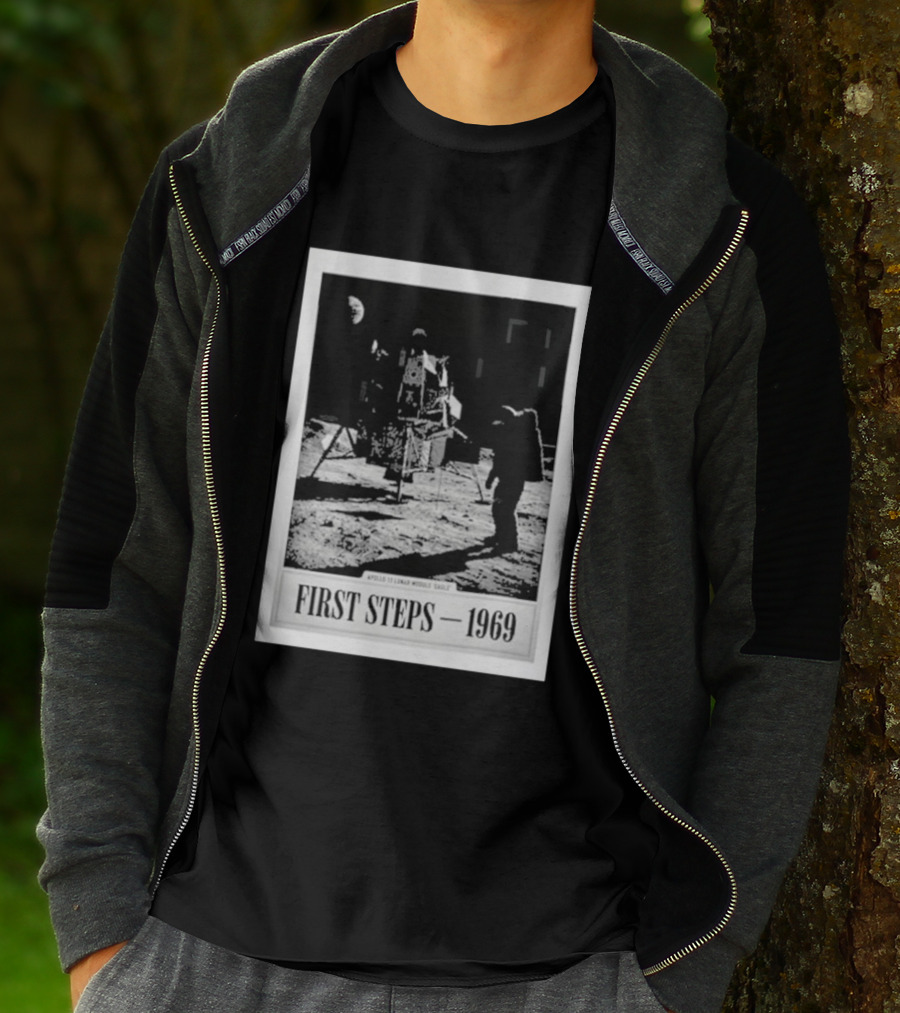 First Steps 1969 Apollo 11 Lunar Module Eagle Moon Landing Astronaut T-Shirt