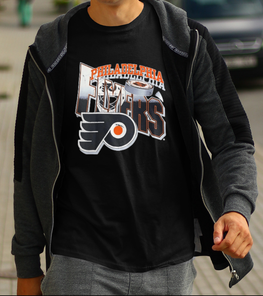 Philadelphia Flyers Goalie Mask Hockey Puck NHL Team T-Shirt