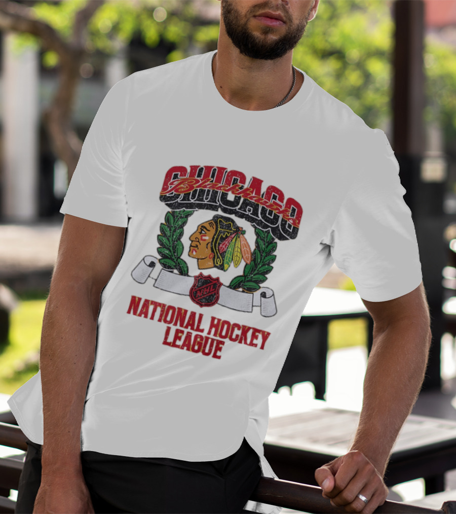 Chicago Blackhawks NHL Vintage Distressed Style National Hockey League T-Shirt