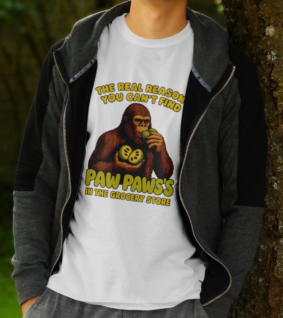 Pawpaw Fruit Mystery Sasquatch Eating Pawpaws In Grocery Store T-Shirt
