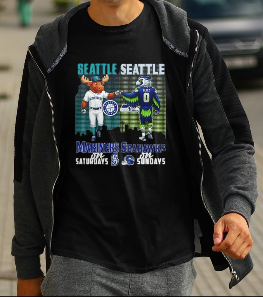 Seattle Mariners Moose And Seahawks Blitz On Saturdays Sundays T-Shirt