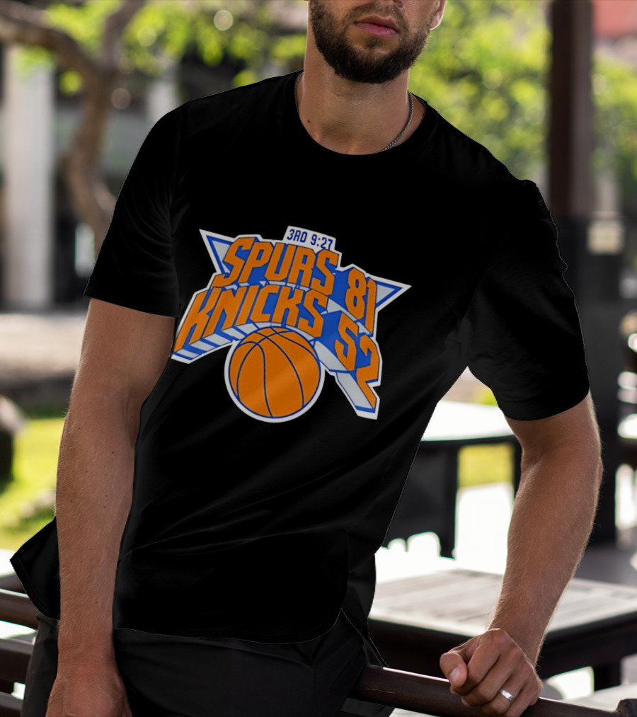 3rd Quarter 9:27 Spurs 81 Knicks 52 T-Shirt