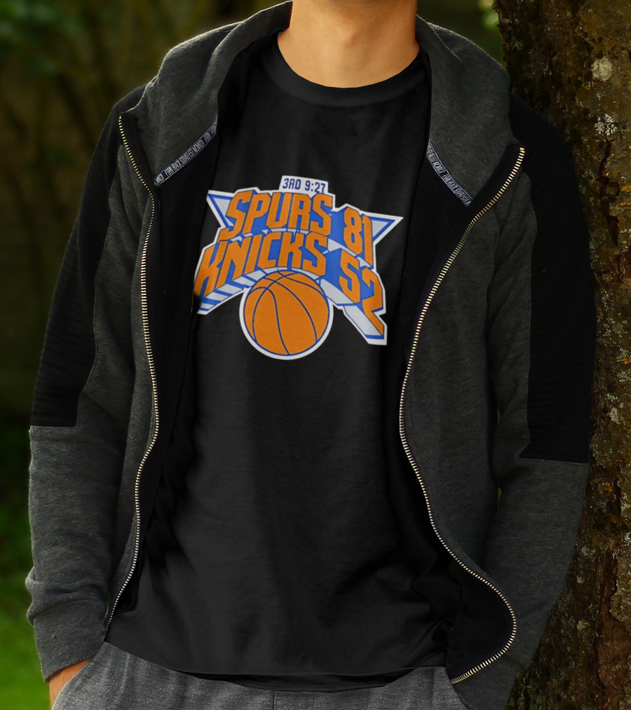 3rd Quarter 9:27 Spurs 81 Knicks 52 T-Shirt