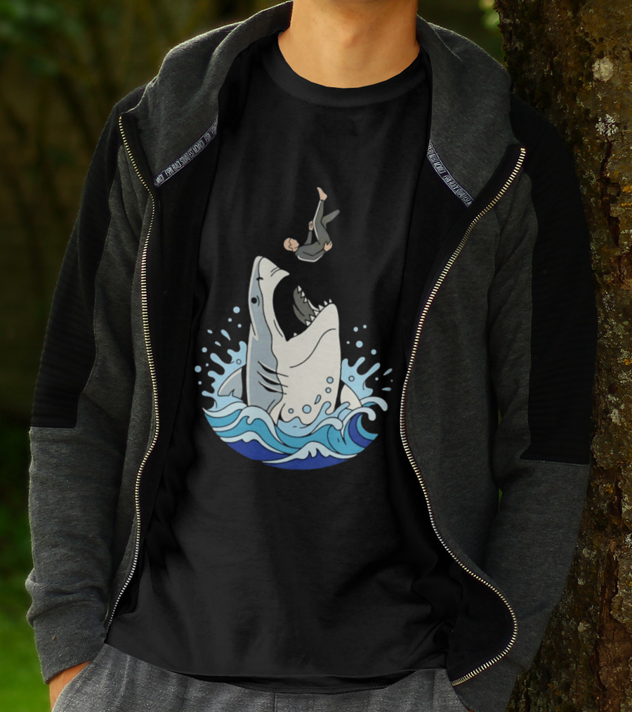 Great White Shark Surfer Falling Water Splash Scene T-Shirt