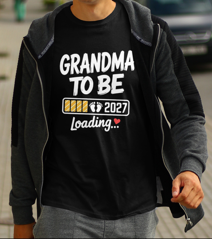 Grandma To Be 2027 Loading Baby Feet Heart Pregnancy Announcement T-Shirt