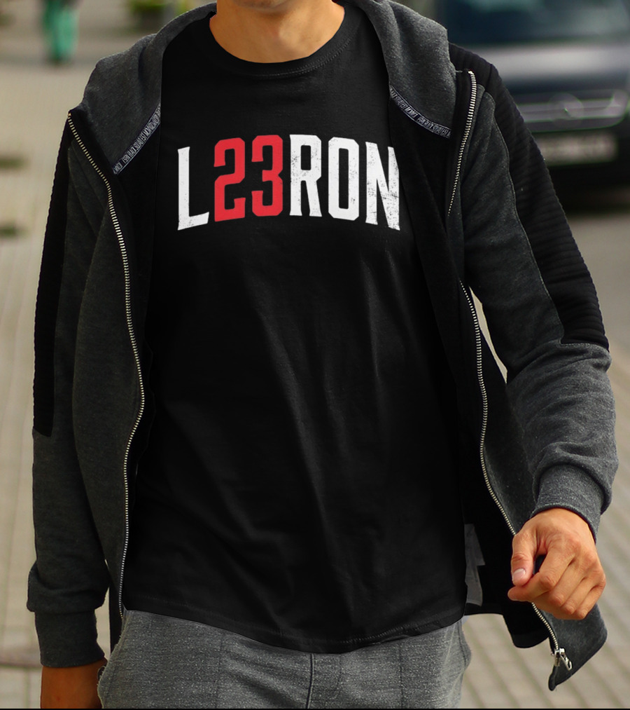 L23Ron Distressed LeBron James NBA Basketball T-Shirt