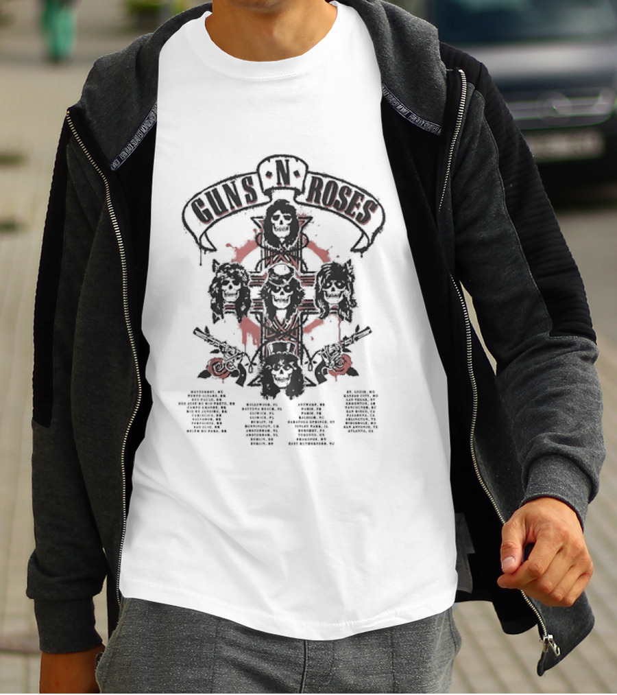 Guns N Roses 2026 World Tour Cross With Spray Painted Red Roses T-Shirt