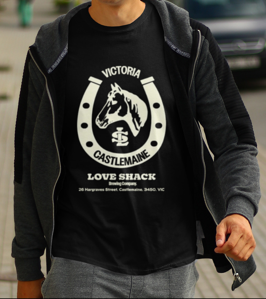 Victoria Castlemaine Horse Shoe Love Shack Brewing Co 28 Hargraves Street Castlemaine 3450 VIC T-Shirt