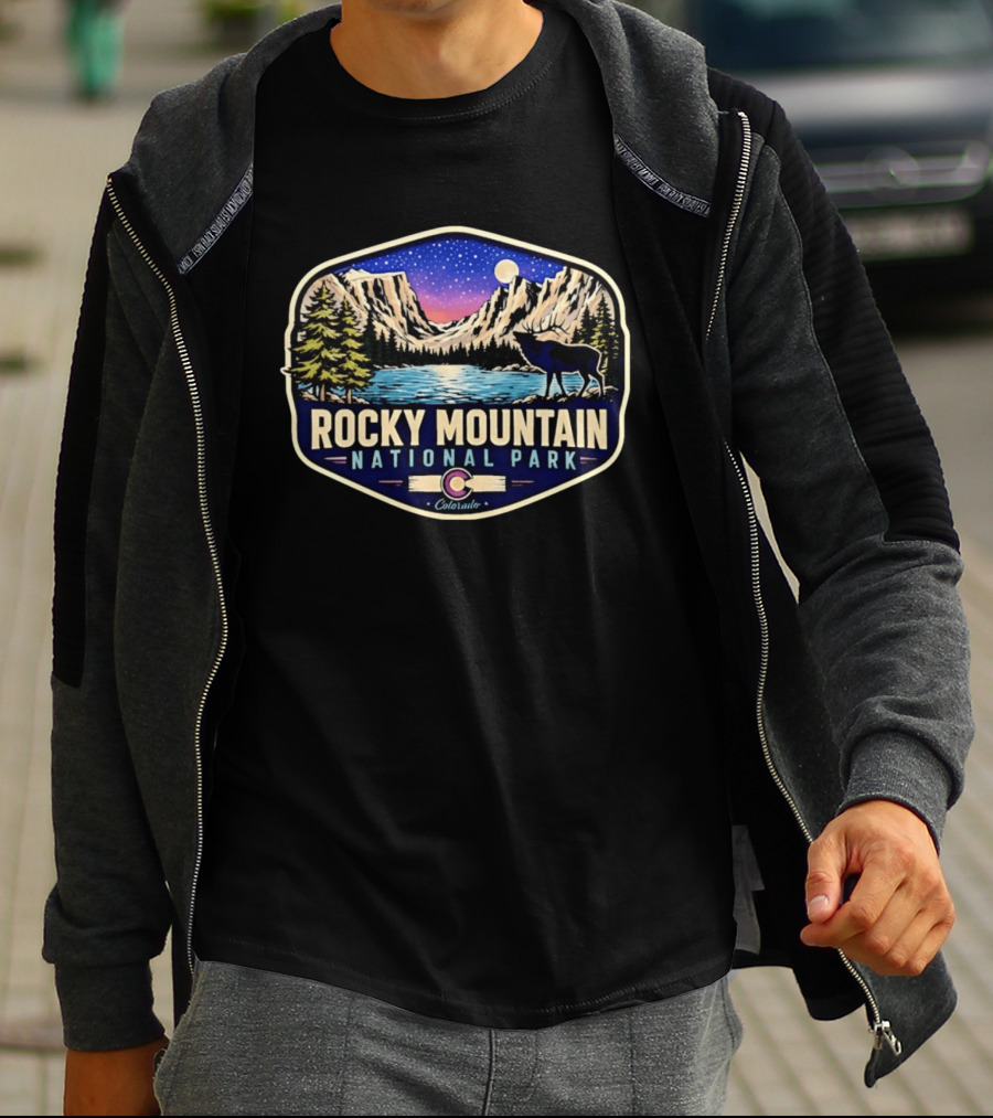 Rocky Mountain National Park Elk Wildlife Colorado Moonlit Lake T-Shirt
