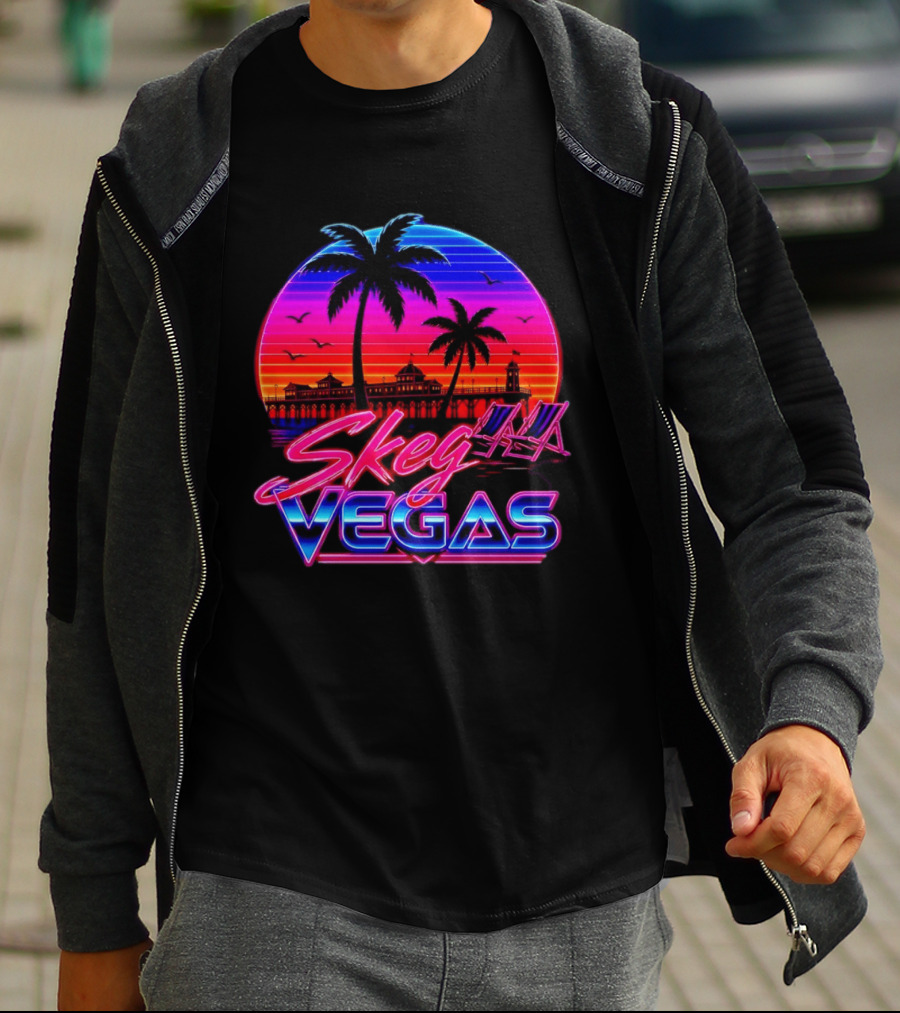 Skeg Vegas Beach Pier Sunset Skegness Retro Neon T-Shirt