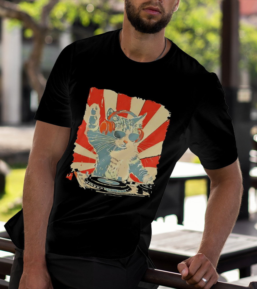 DJ Cat Headphones Sunglasses Retro Style Music Lover T-Shirt