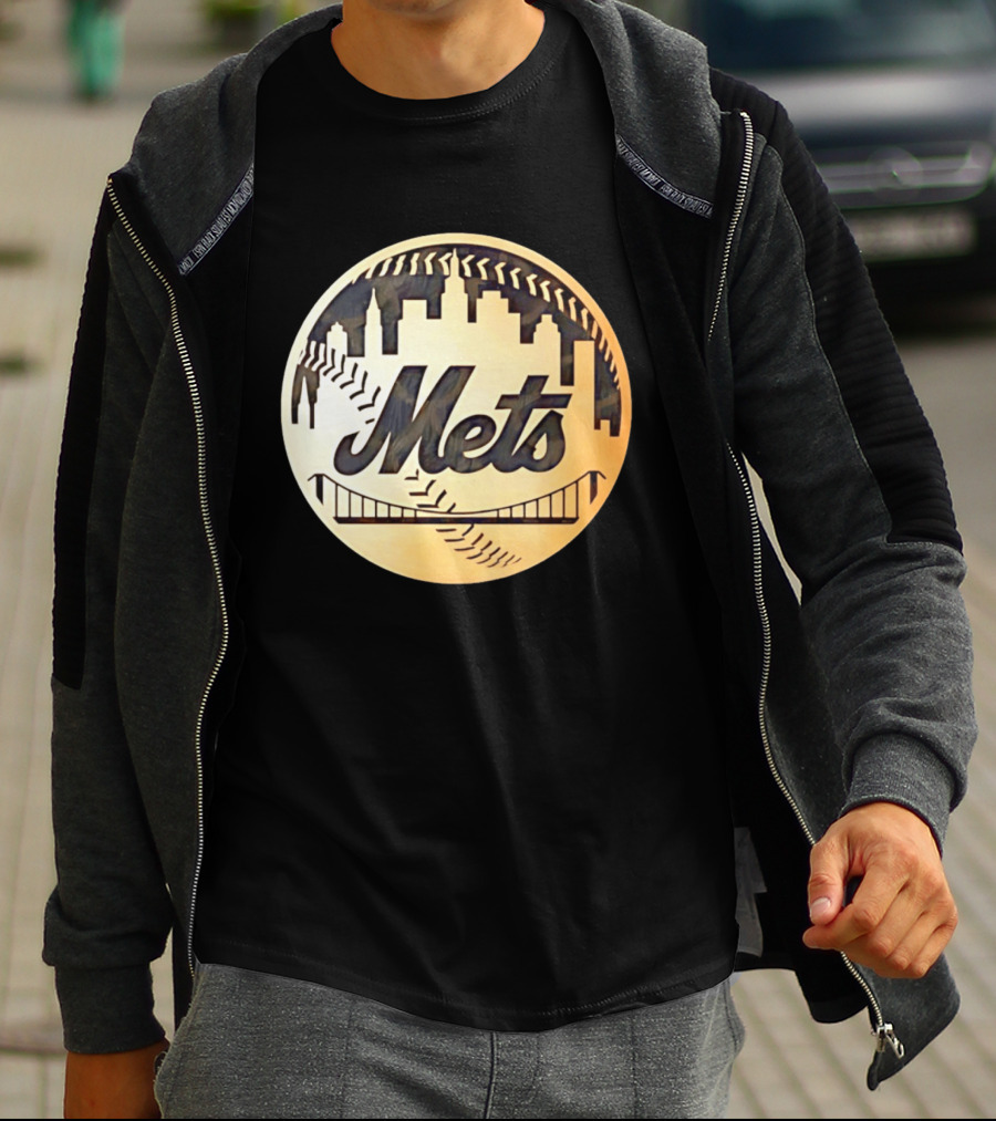 New York Mets Baseball Skyline Bridge MLB T-Shirt