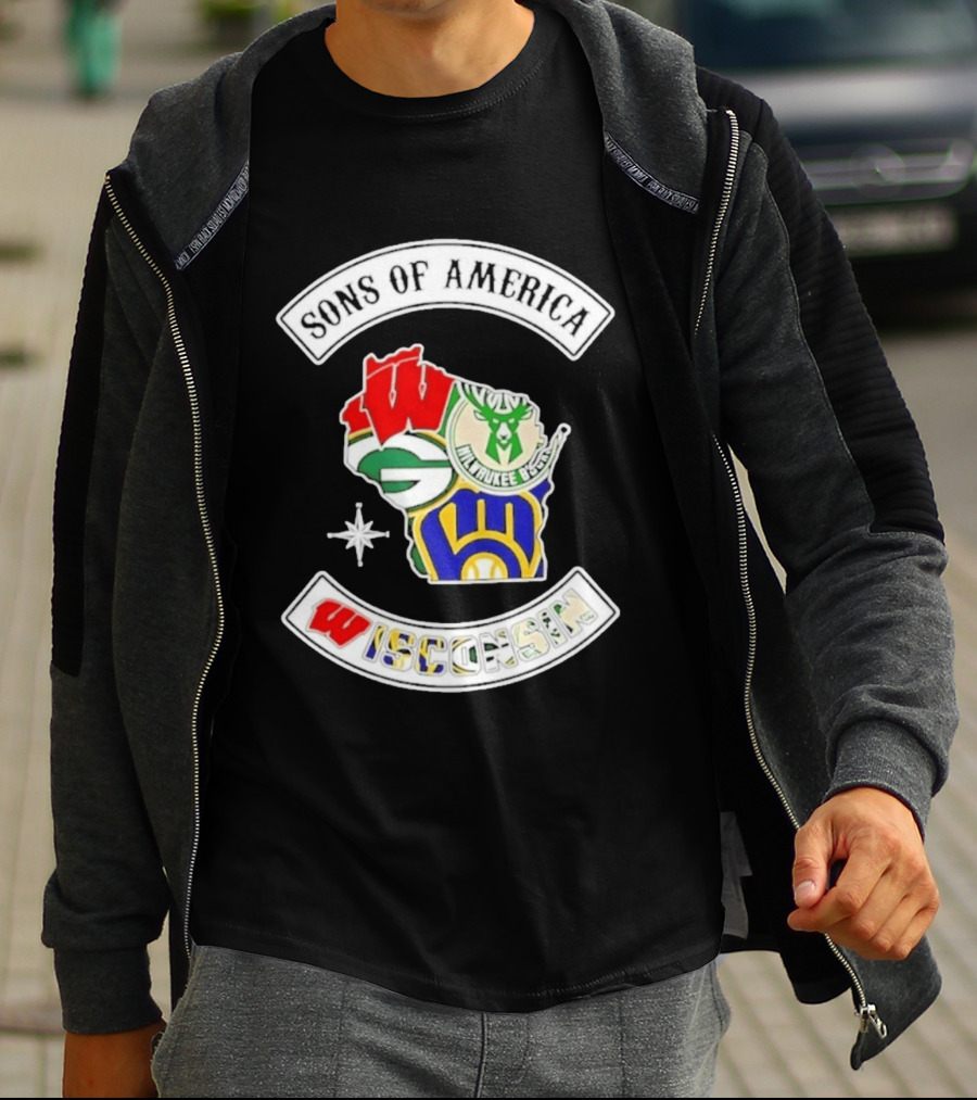 Sons Of America Wisconsin Map Milwaukee Brewers Green Bay Packers Badgers Bucks T-Shirt