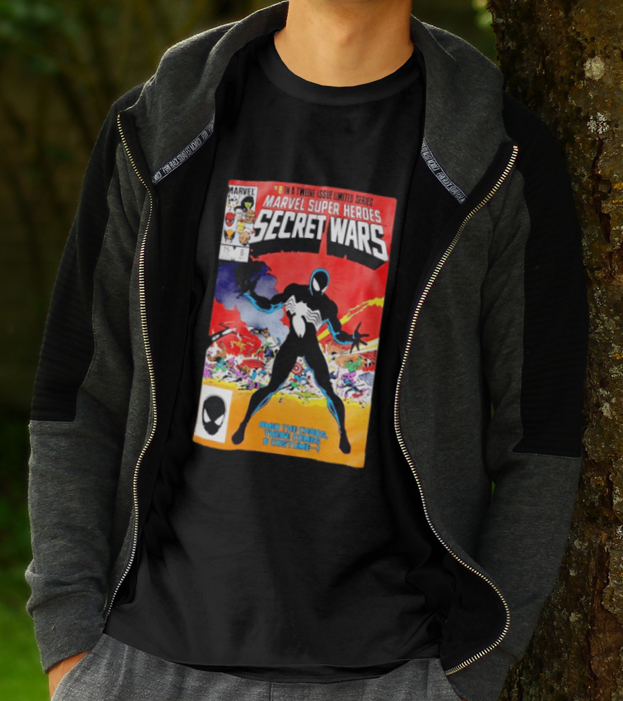 Marvel Super Heroes Secret Wars Issue 8 Spider Man Black Suit Comic Cover T-Shirt