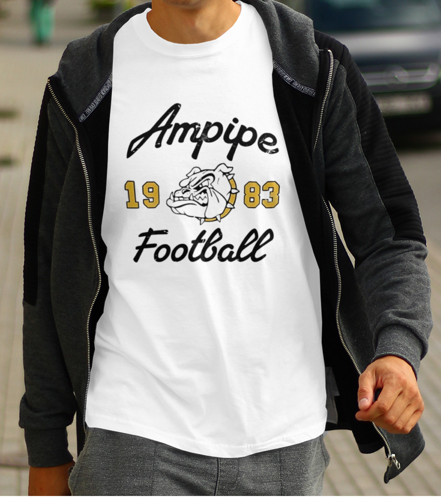 Ampipe 1983 Football Bulldog Athletic Men’s T-Shirt
