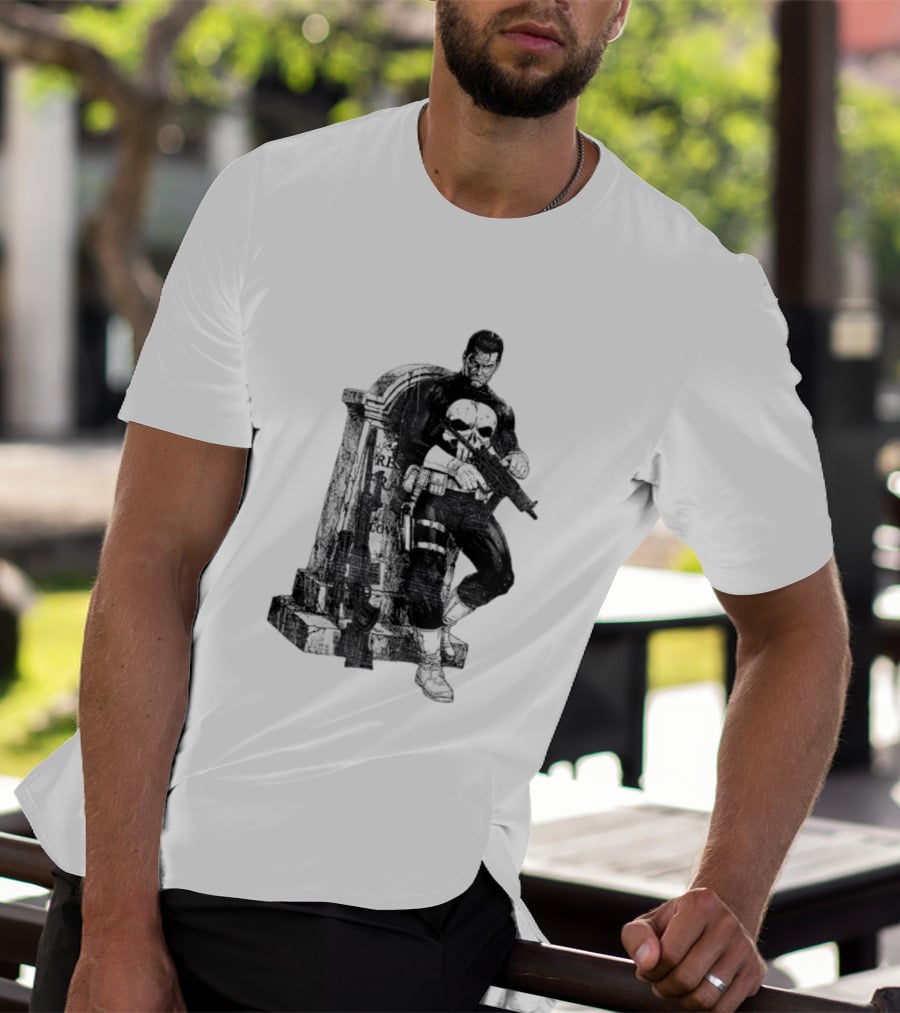 Frank Castle Gravestone Rest Of Loved Ones Marvel Comics The Punisher T-Shirt