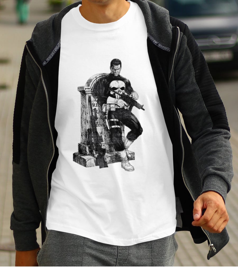 Frank Castle Gravestone Rest Of Loved Ones Marvel Comics The Punisher T-Shirt