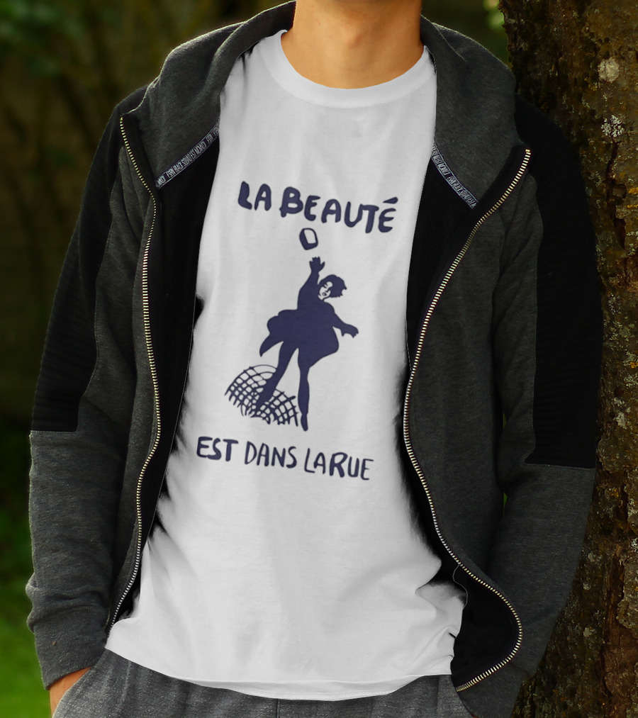 La Beauté Est Dans La Rue Protest Silhouette French T-Shirt