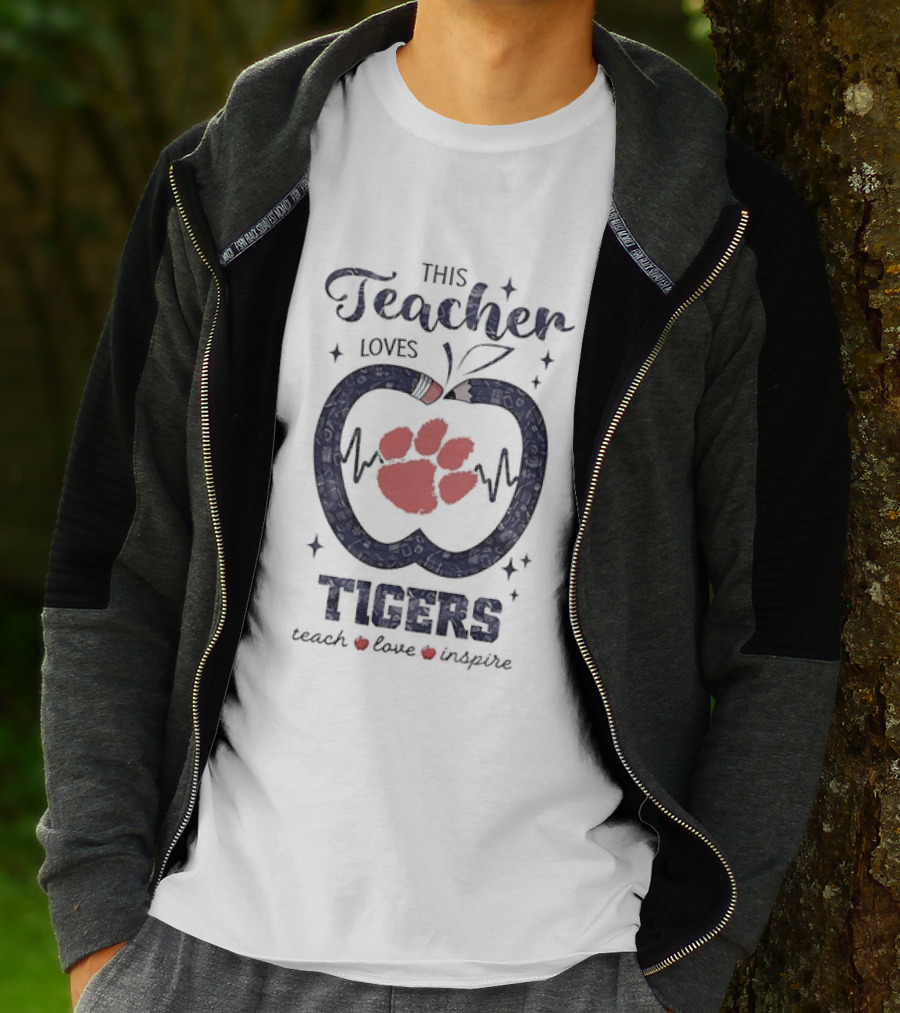 This Teacher Loves Tigers Teach Love Inspire Clemson Paw T-Shirt