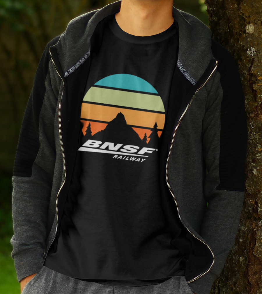 BNSF Railway Mountain Landscape Retro Sunset T-Shirt