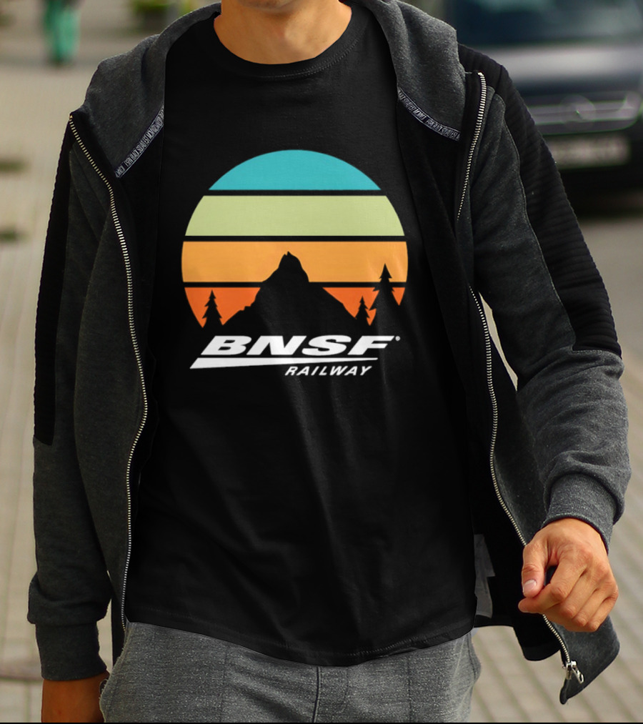 BNSF Railway Mountain Landscape Retro Sunset T-Shirt