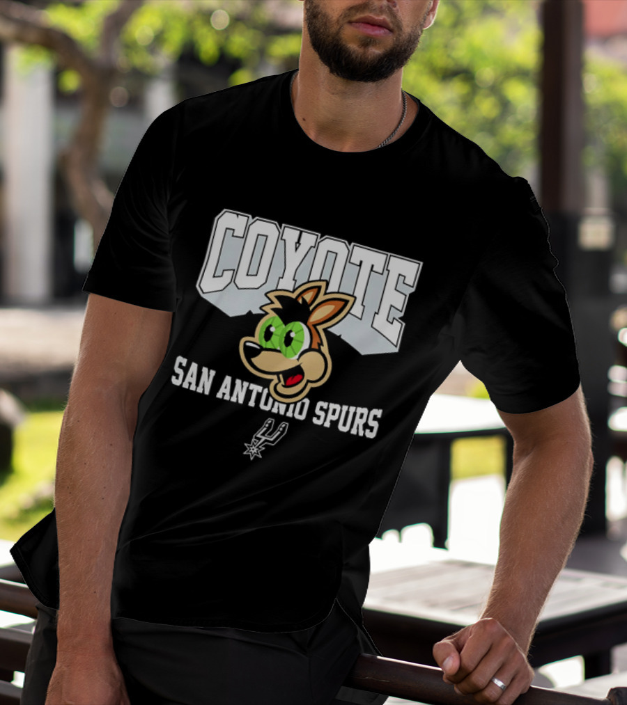 Coyote San Antonio Spurs Team T-Shirt