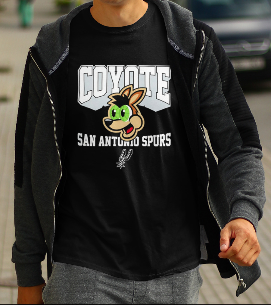 Coyote San Antonio Spurs Team T-Shirt