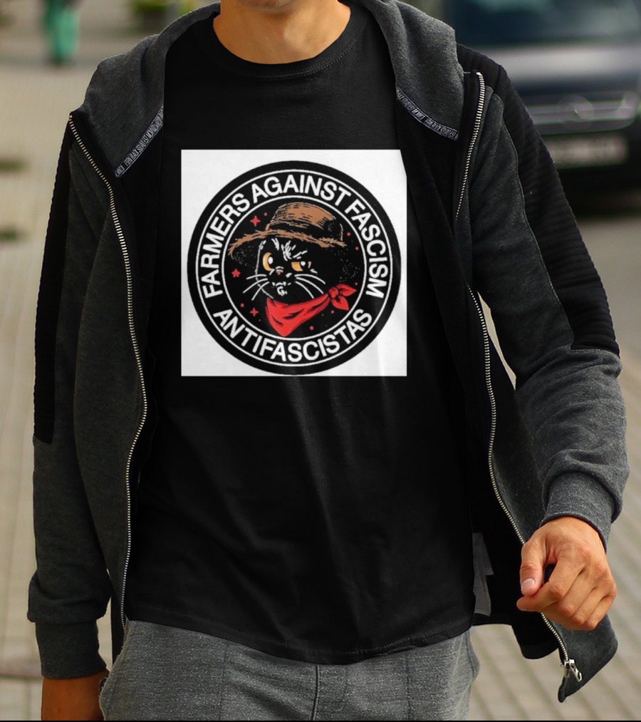 Farmers Against Fascism Antifascistas Cat Straw Hat Red Bandana T-Shirt