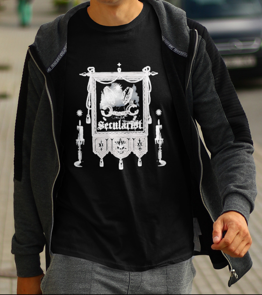 Secularist Symbolism With Chains And Wings On Tapestry T-Shirt