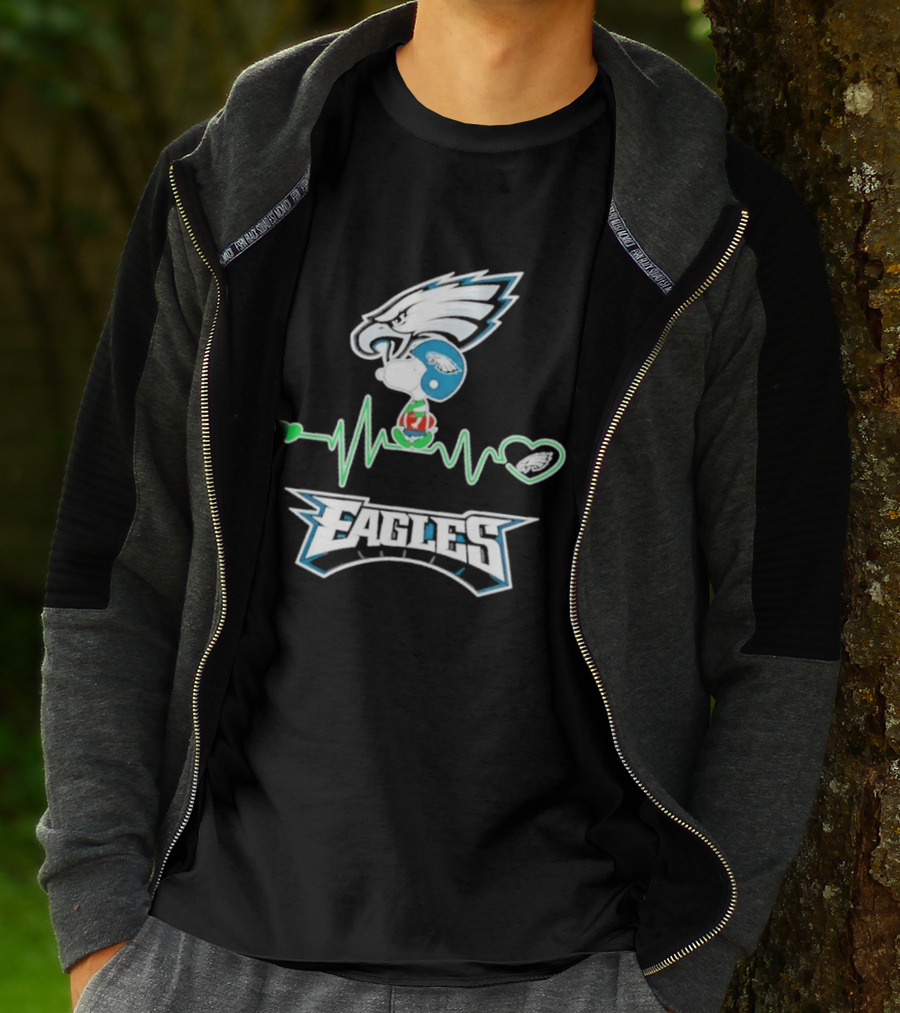 Snoopy Philadelphia Eagles Heartbeat Peanuts 2206 T-Shirt