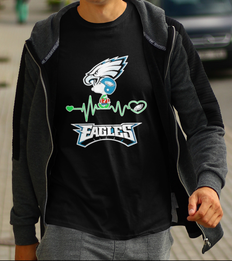 Snoopy Philadelphia Eagles Heartbeat Peanuts 2206 T-Shirt