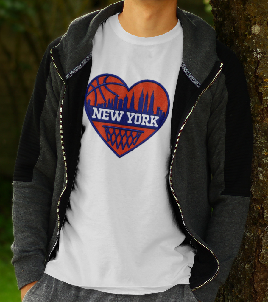 New York Knicks Heart Skyline Basketball Hoop T-Shirt