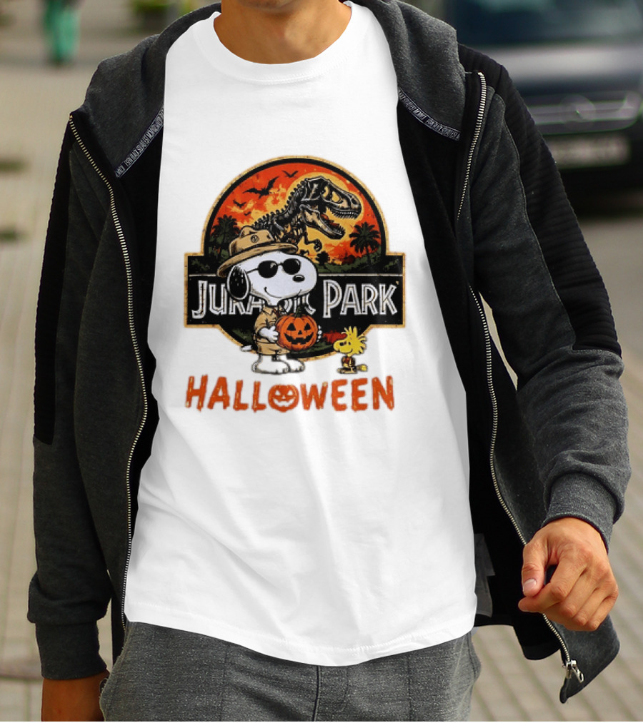 Snoopy Woodstock Jurassic Park Halloween Pumpkin T-Shirt