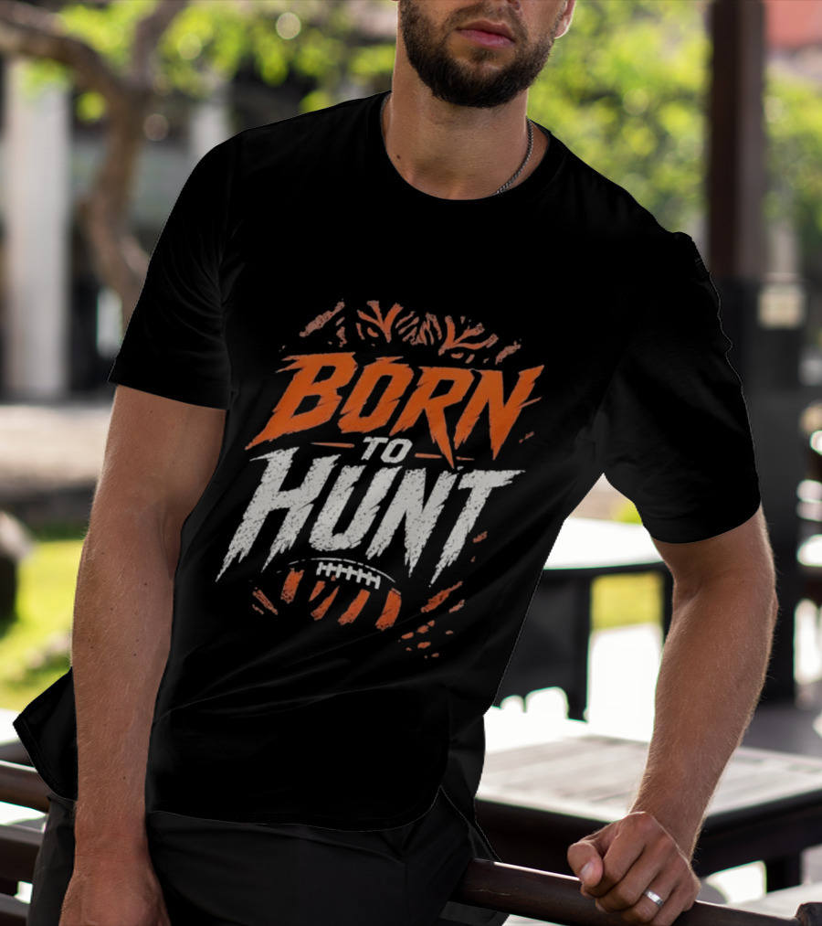 Born To Hunt Tiger Football Ball Print T-Shirt