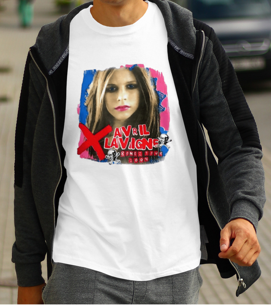 Avril Lavigne Bonez Tour 2004 Skull And Crossbones T-Shirt