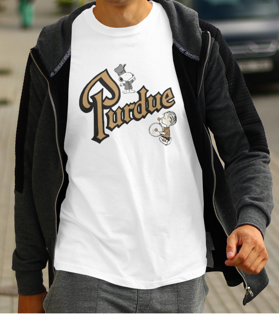Purdue Boilermakers Snoopy And Charlie Brown Football T-Shirt