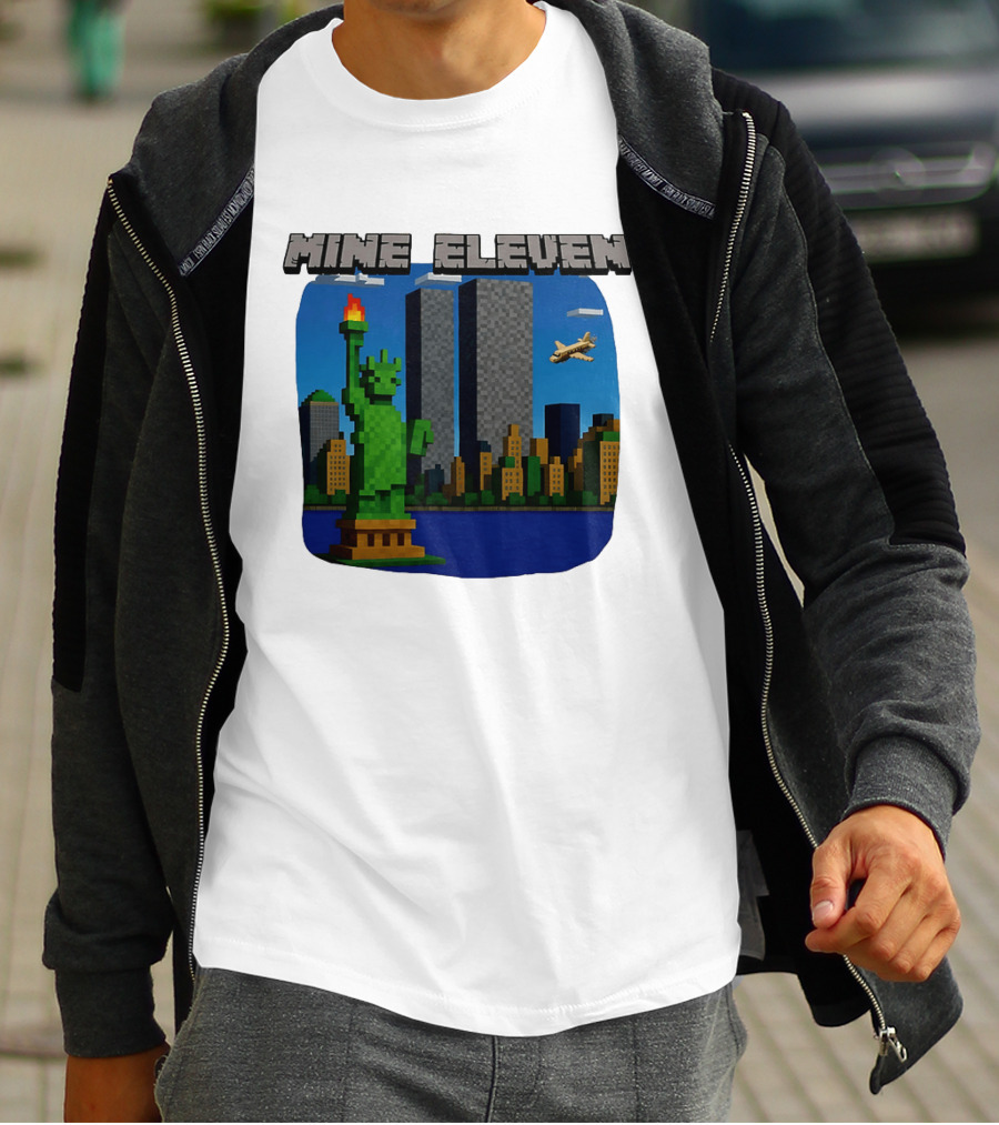 Mine Eleven Pixel City Statue Vector World Twin Towers Scene T-Shirt