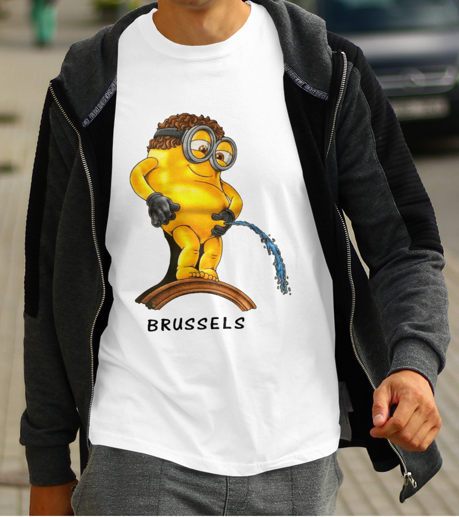 Brussels Pee Minion Parody Manneken Pis T-Shirt