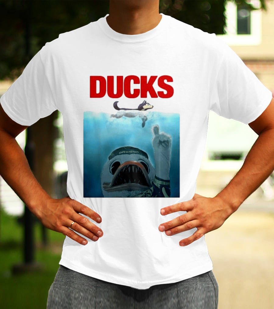 Oregon Ducks Jaws Parody With Washington Huskies Rivalry T-Shirt