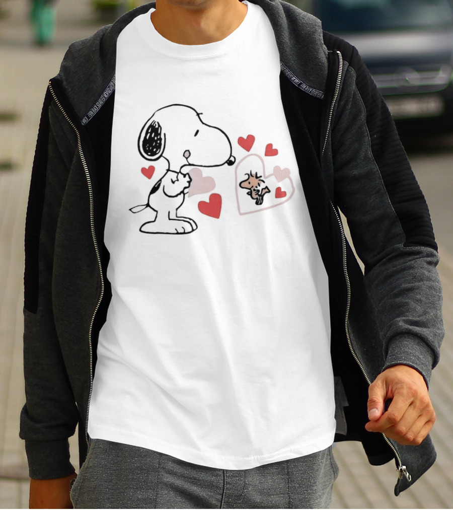Peanuts Snoopy Woodstock Valentine Hearts Love T-Shirt