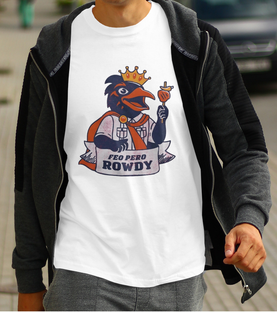 Feo Pero Rowdy Distressed Crow King Feopero With Skewer And Crown T-Shirt
