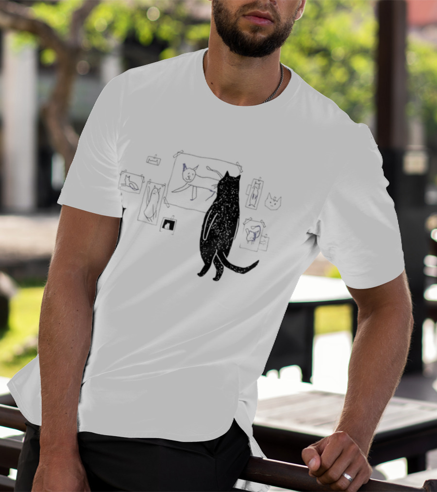 Black Cat Observing Doodle Drawings Of Cats T-Shirt