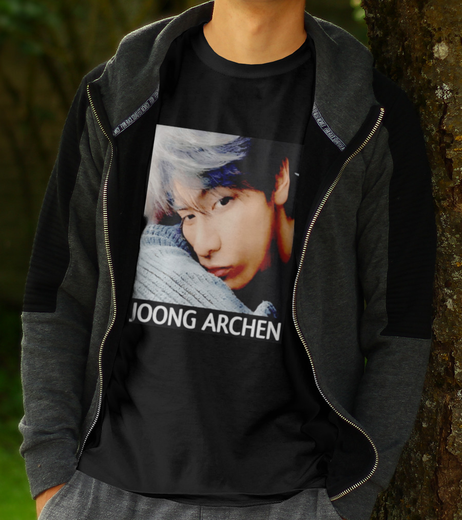 Joong Archen Thai Actor Close Up Pillow T-Shirt