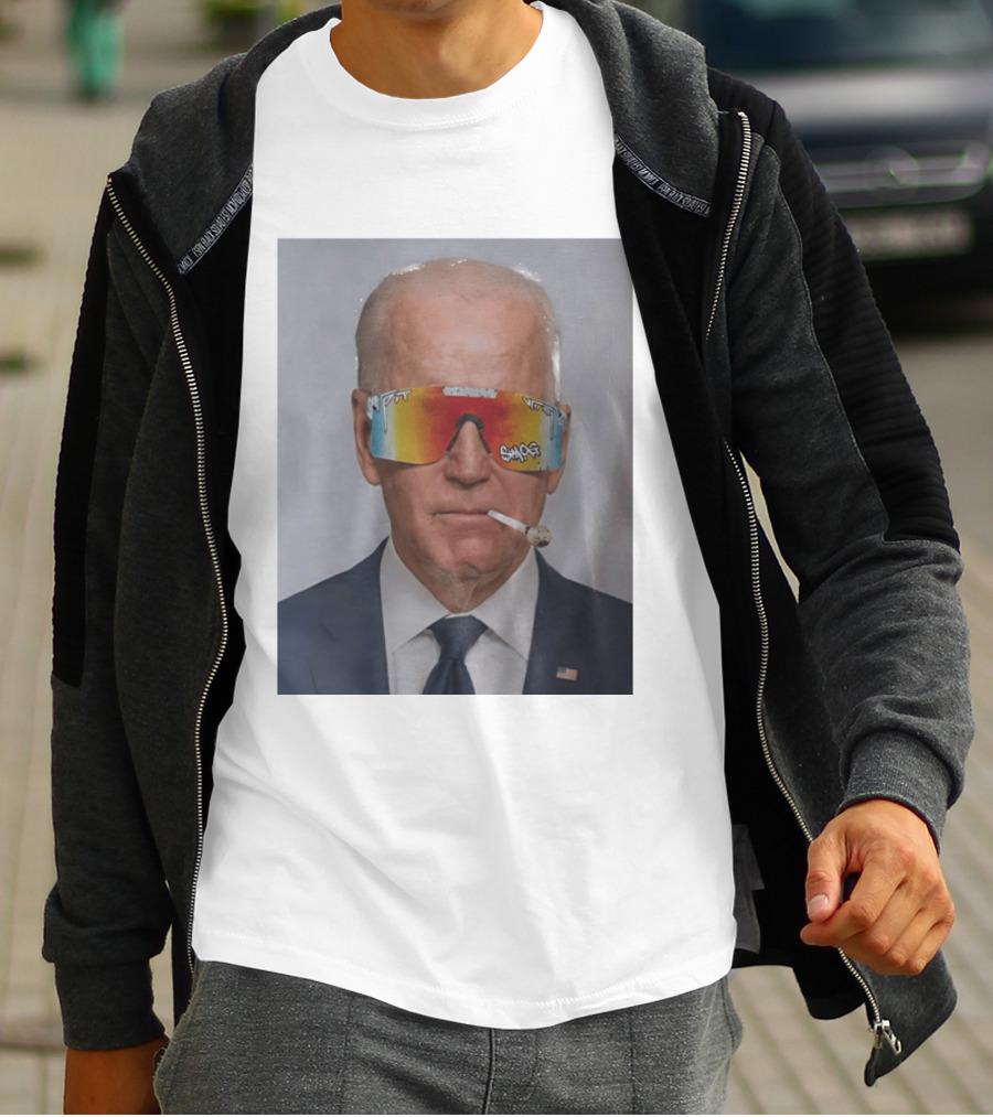 Joe Biden Pit Viper Sunglasses Smoking Pipe President T-Shirt