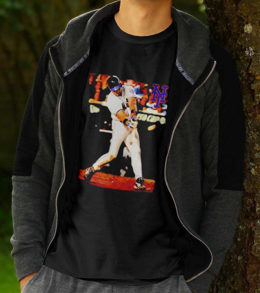 Mike Piazza New York Mets Batting Action MLB Player Swing T-Shirt
