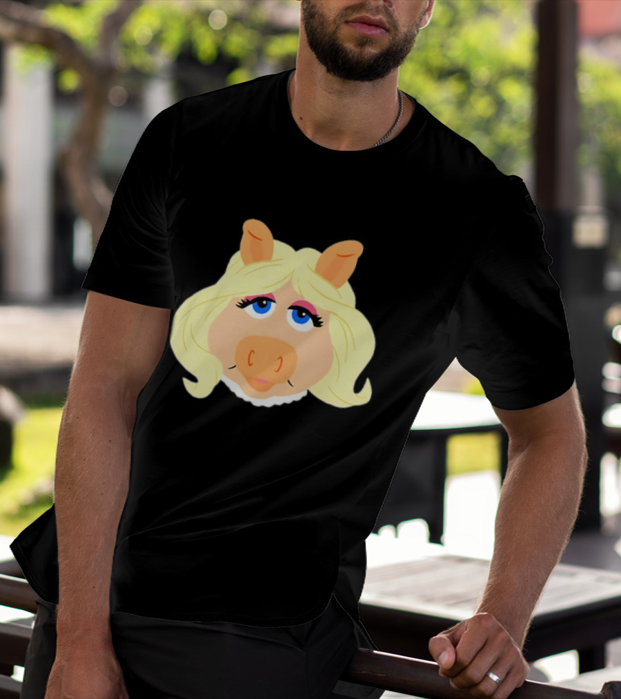 Miss Piggy Iconic Jim Henson's Muppets Character Blonde Hair Blue Eyes T-Shirt