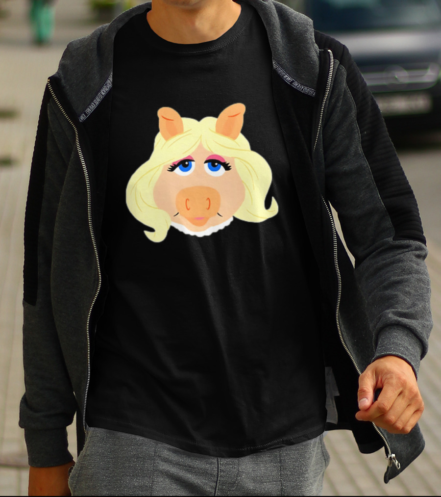 Miss Piggy Iconic Jim Henson's Muppets Character Blonde Hair Blue Eyes T-Shirt
