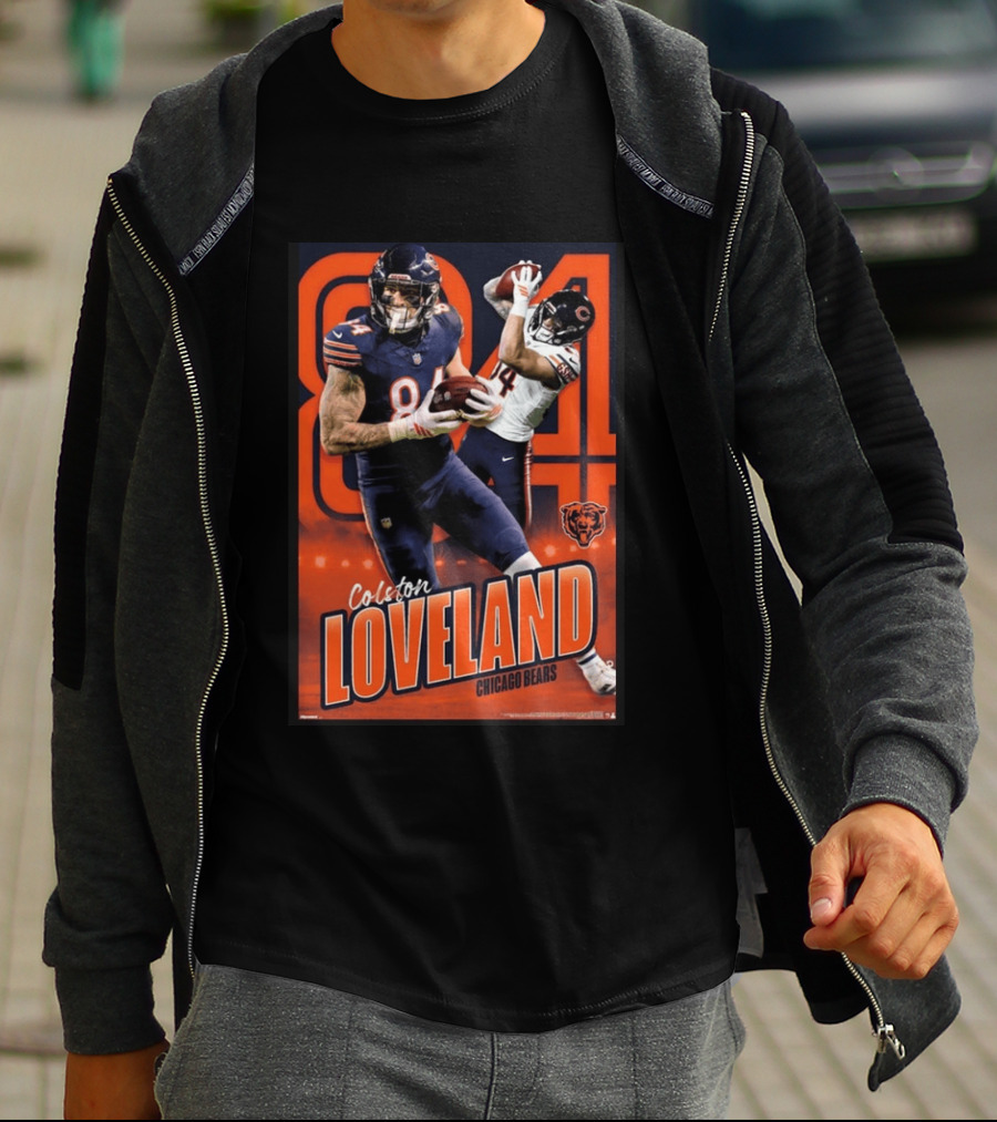 Colston Loveland 84 Chicago Bears Football Action T-Shirt