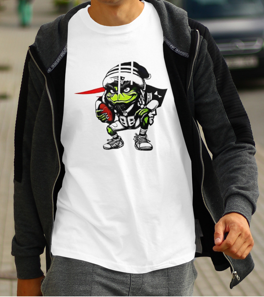 New England Patriots Grinch Christmas Football Collaboration T-Shirt